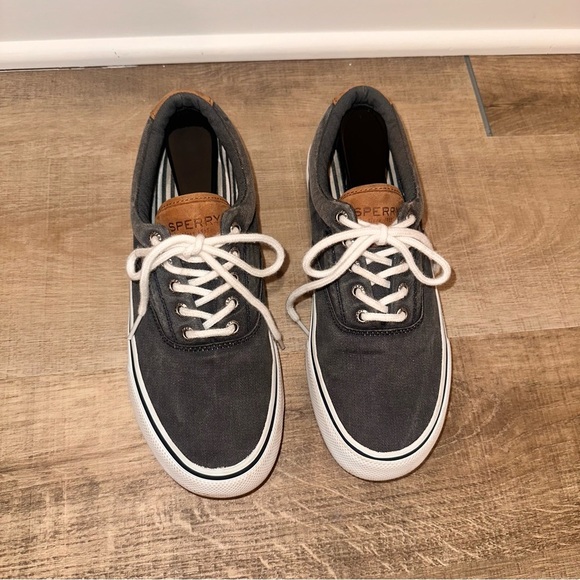 Men’s Sperry Striper II CVO Core Sneaker size 8 EUC Navy - Picture 1 of 6